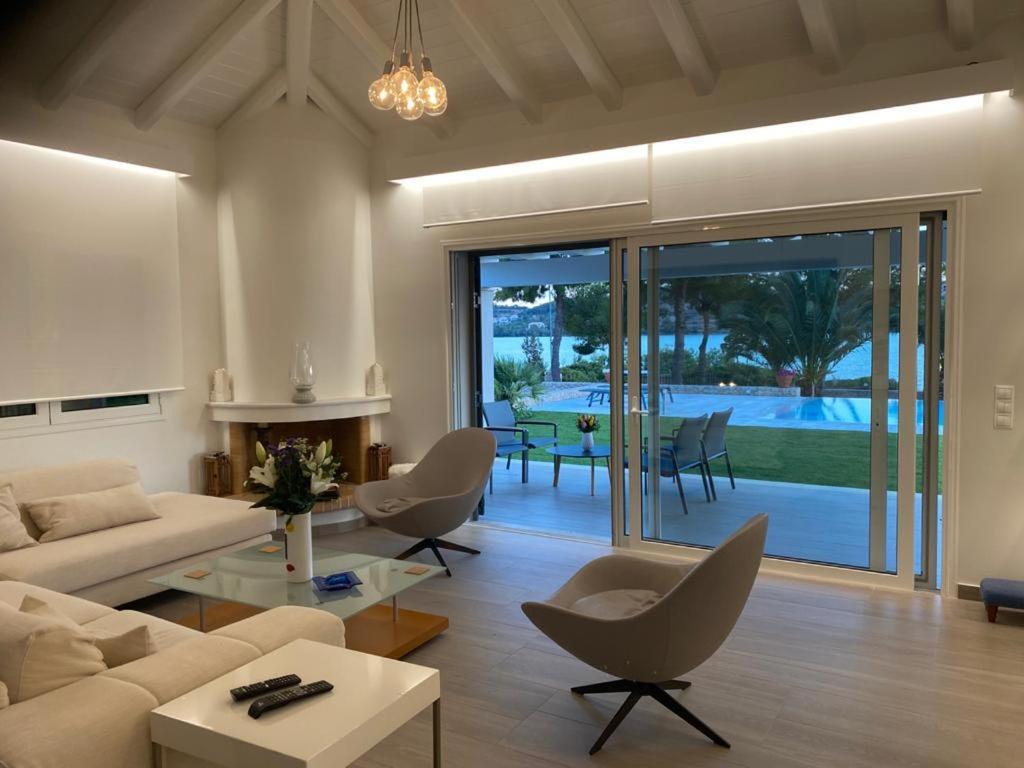 Villa Anthia Porto Heli Extérieur photo