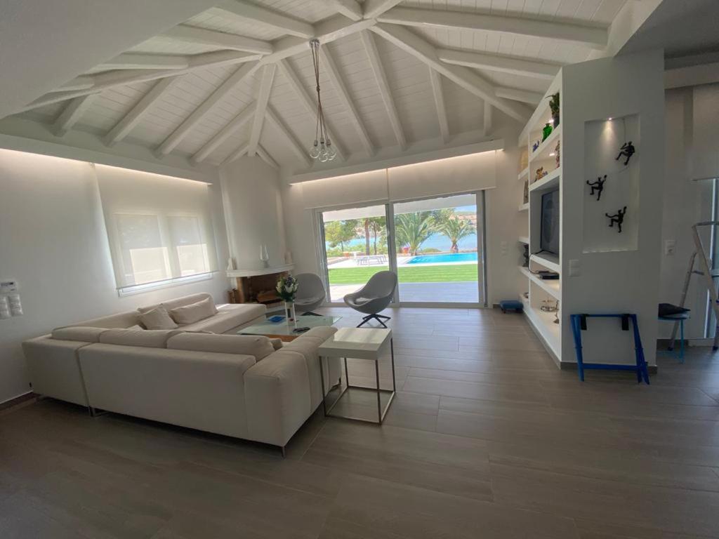 Villa Anthia Porto Heli Extérieur photo